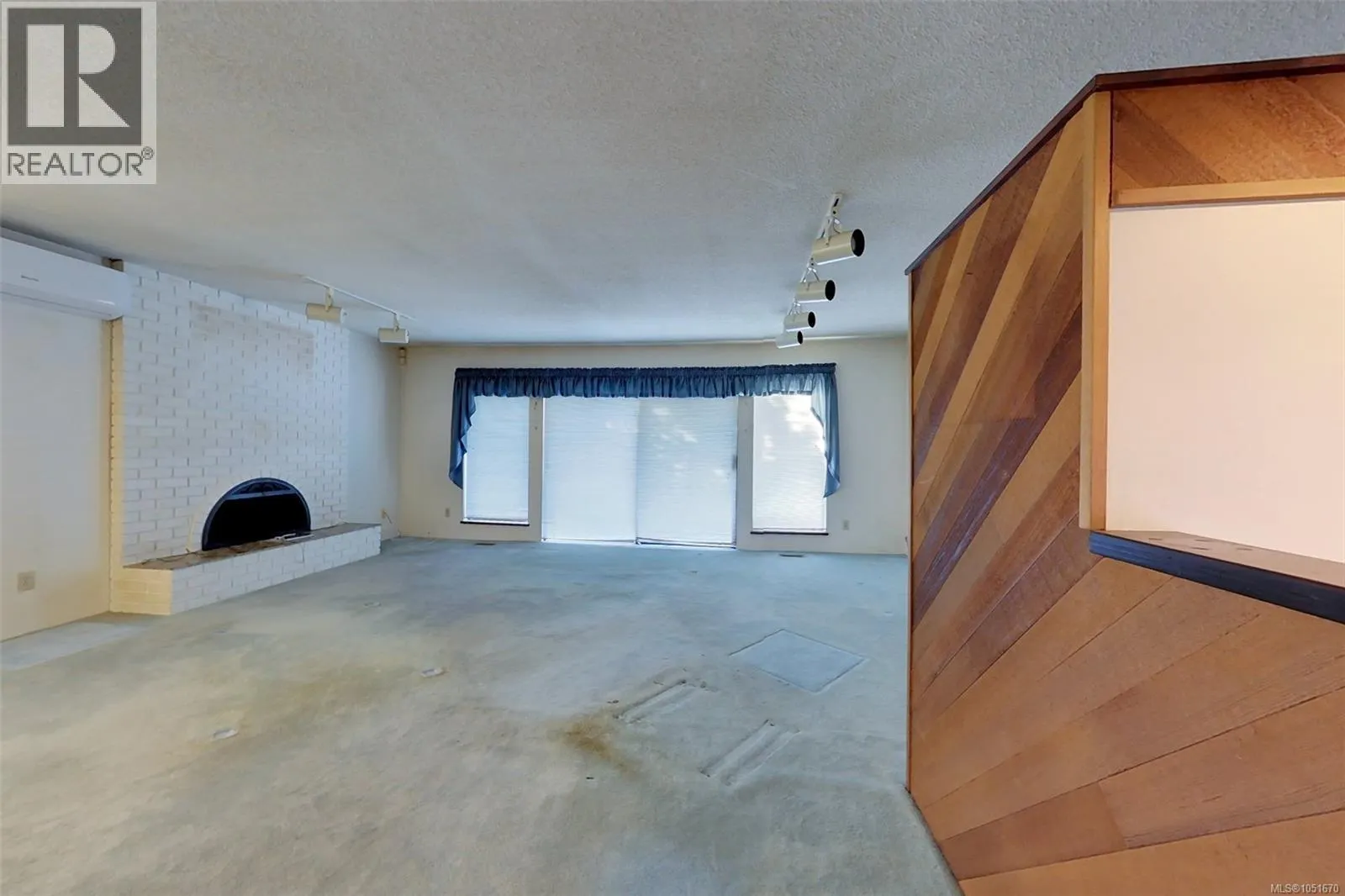 632 Erickson Rd