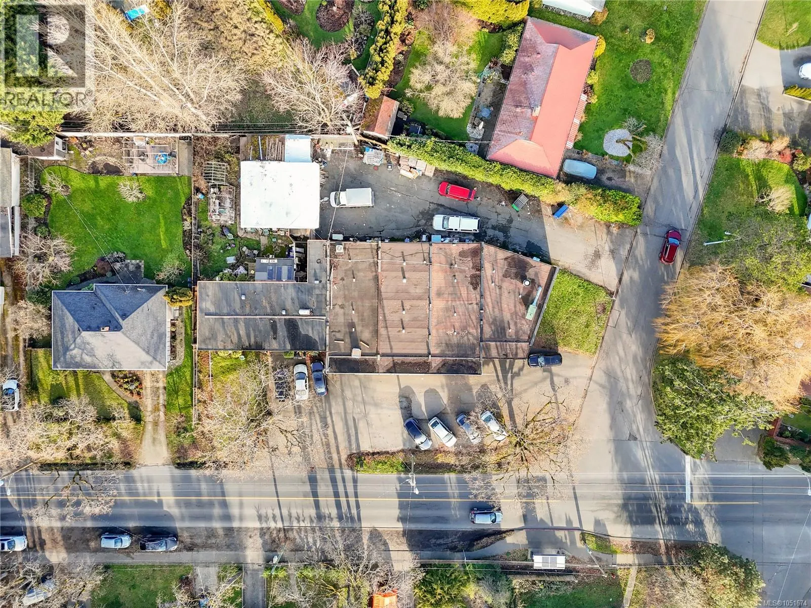 660 Burnside Rd W