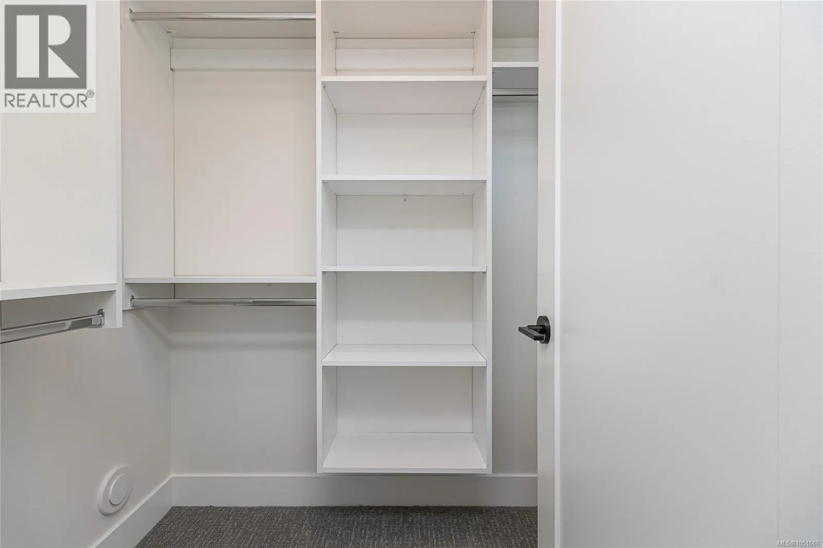 1408 Dolomite Ridge