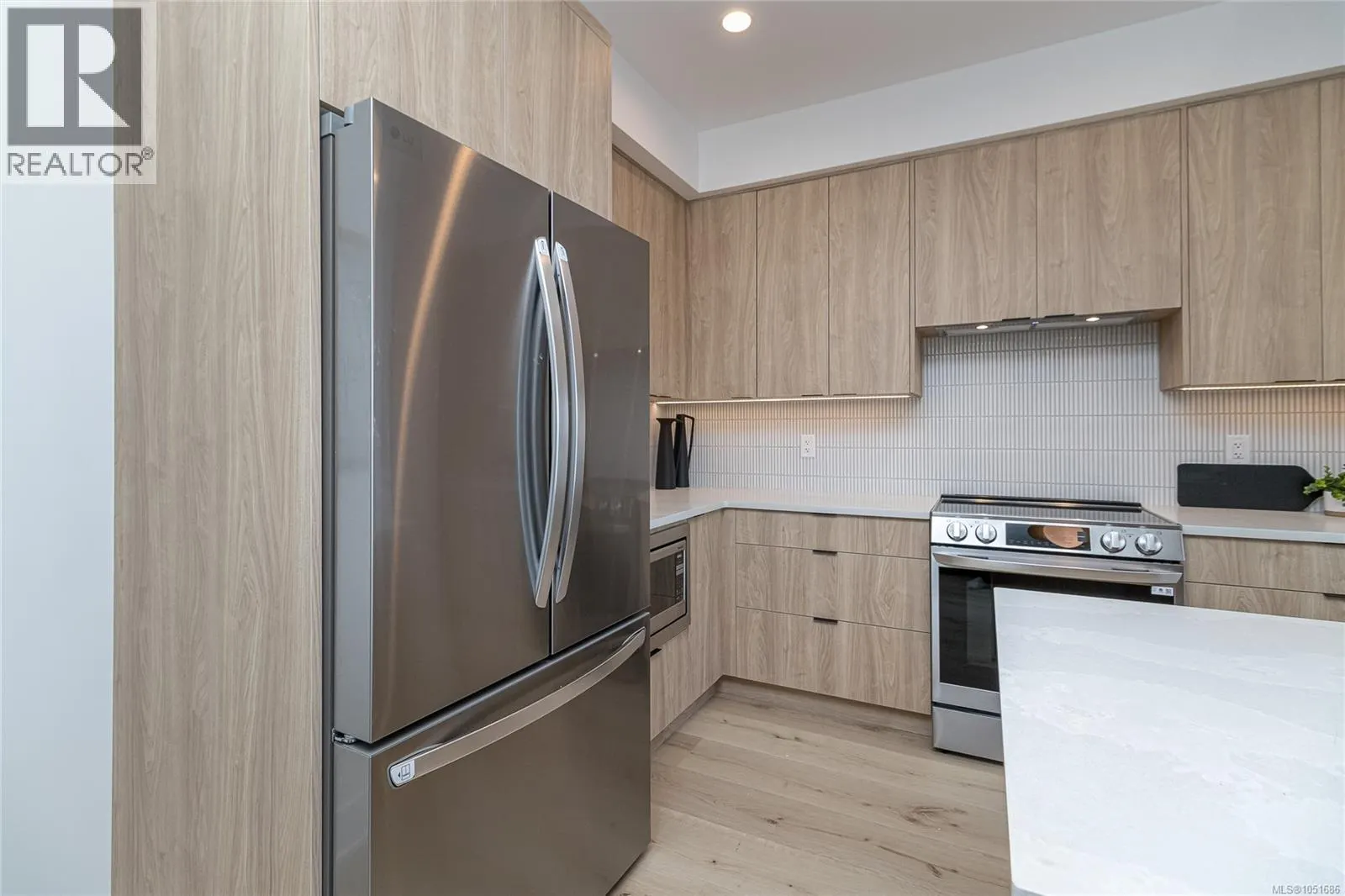 1408 Dolomite Ridge