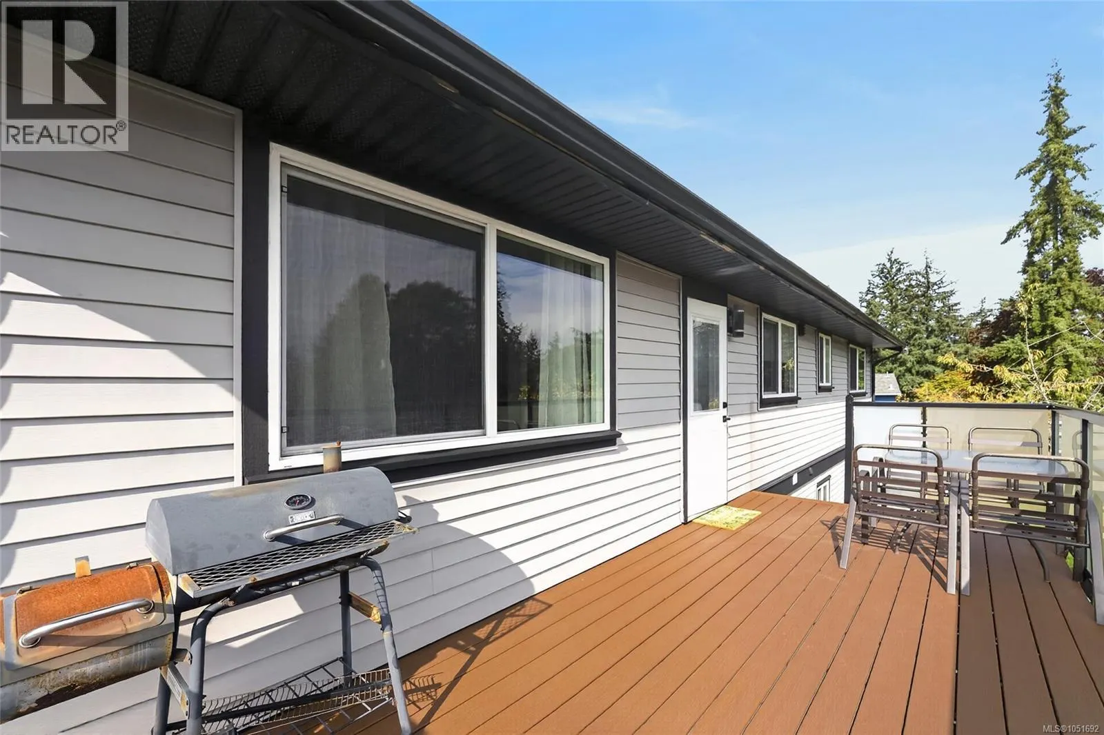 106 Emery Way