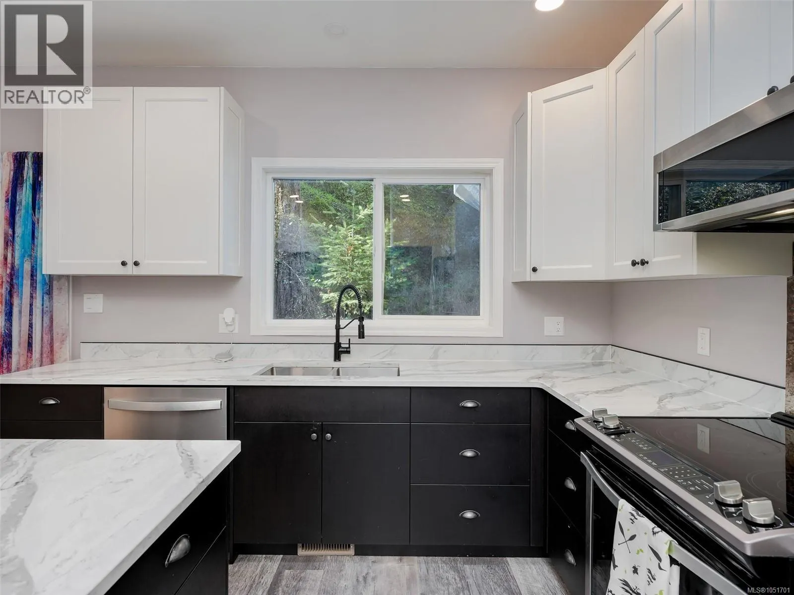 16 1063 Valewood Trail