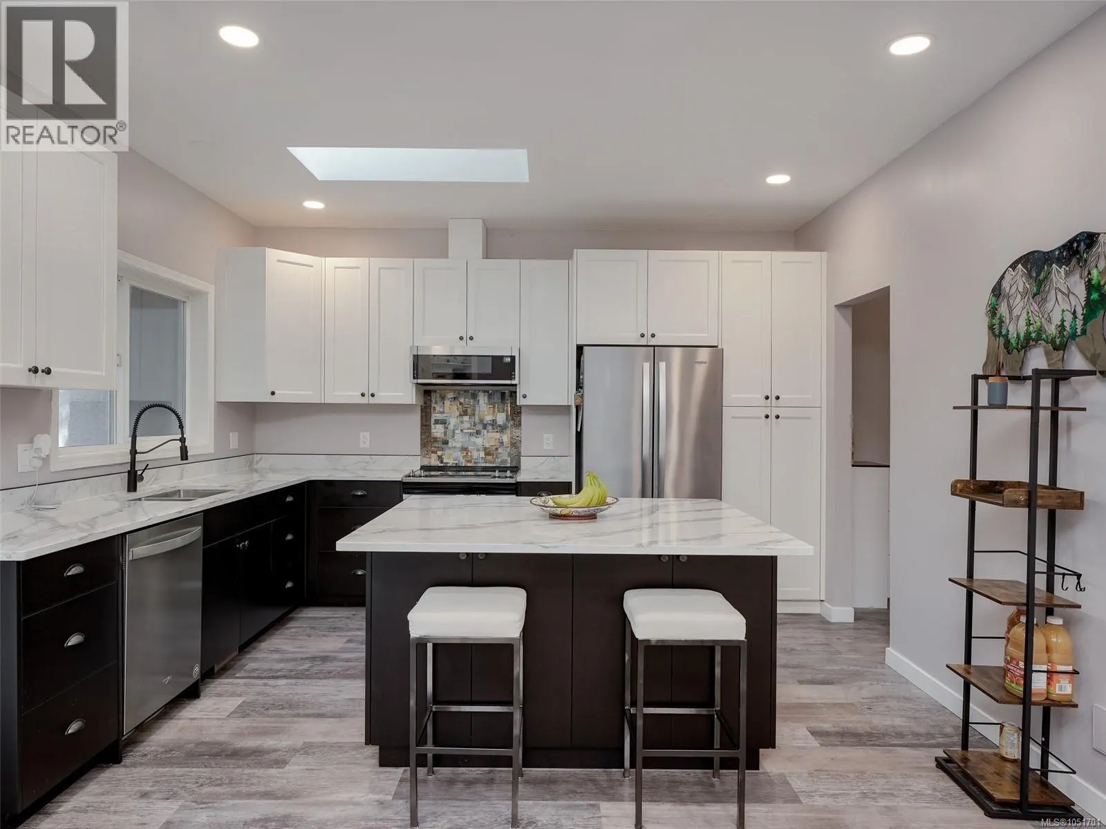 16 1063 Valewood Trail