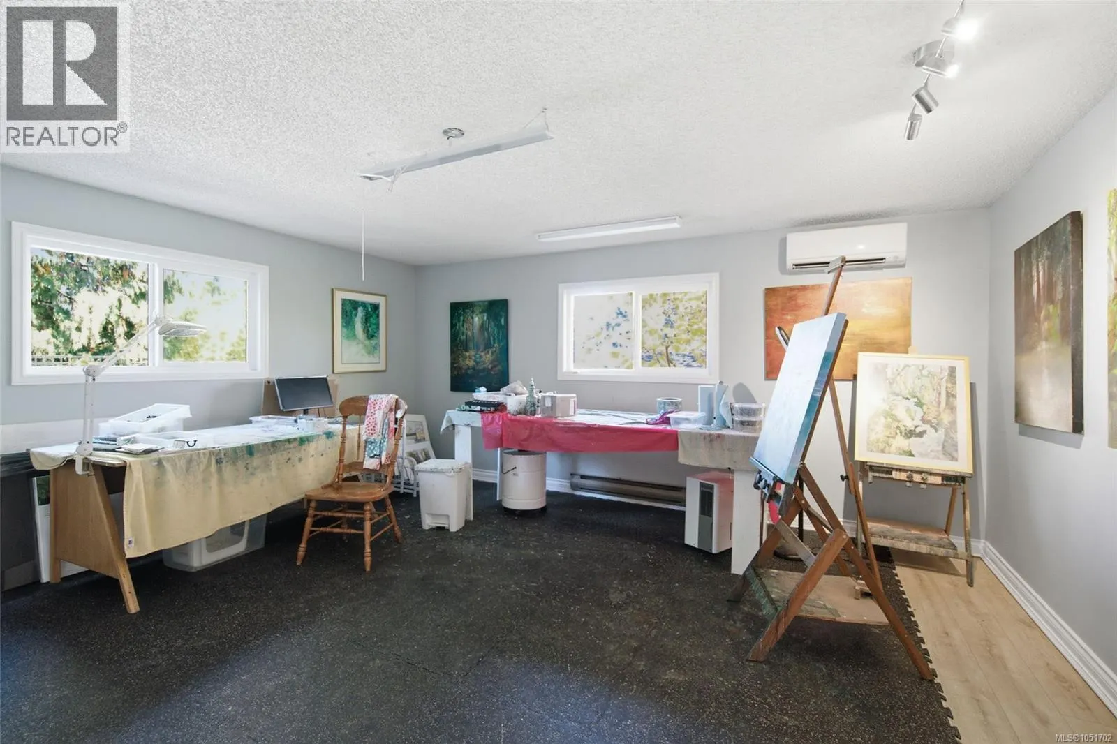 1061 Harlequin Rd
