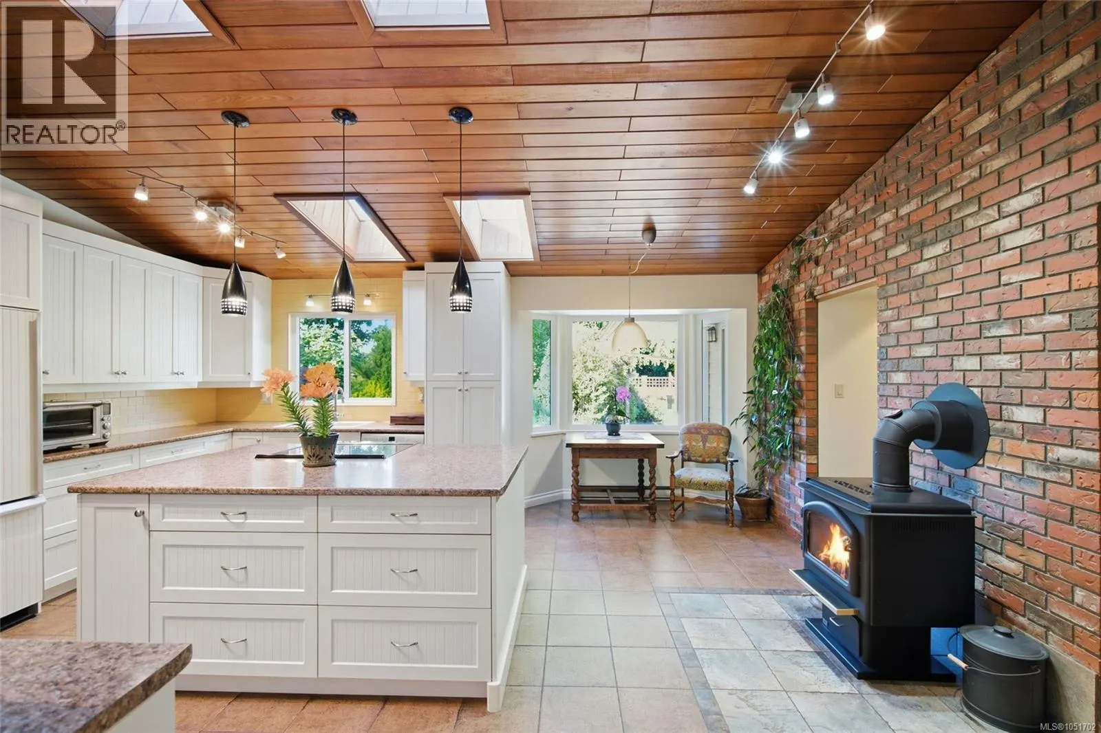 1061 Harlequin Rd