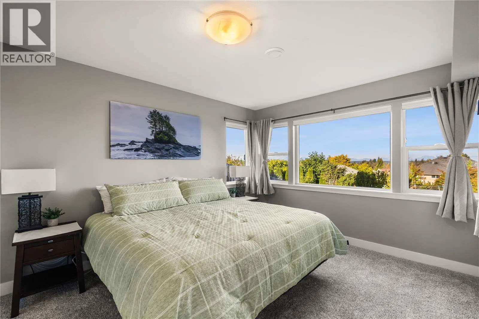 978 Timberline Dr