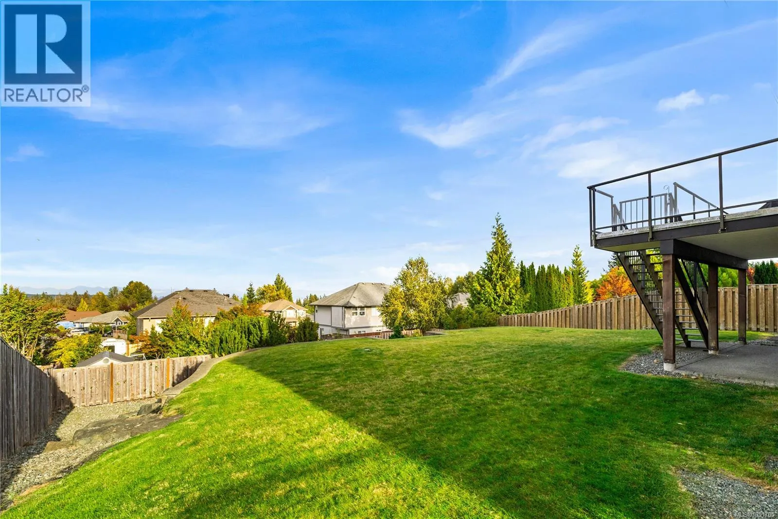 978 Timberline Dr