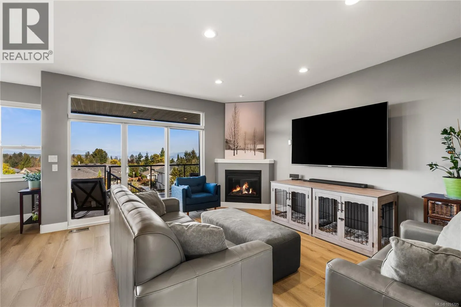 978 Timberline Dr