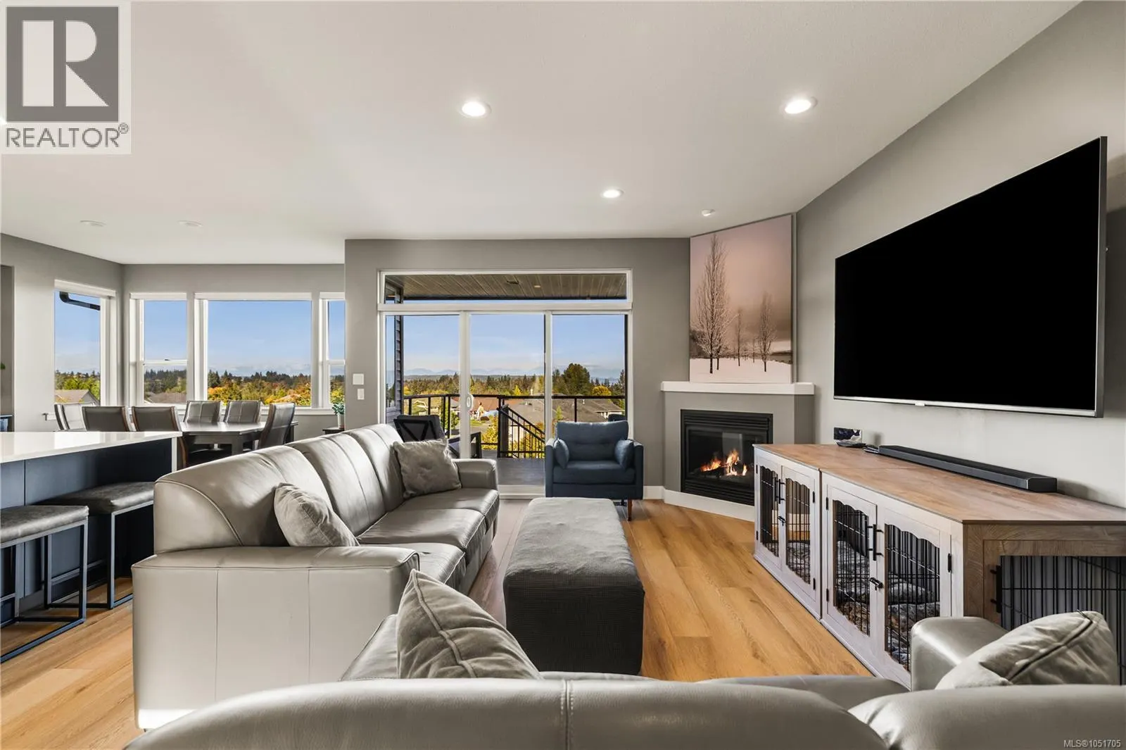 978 Timberline Dr