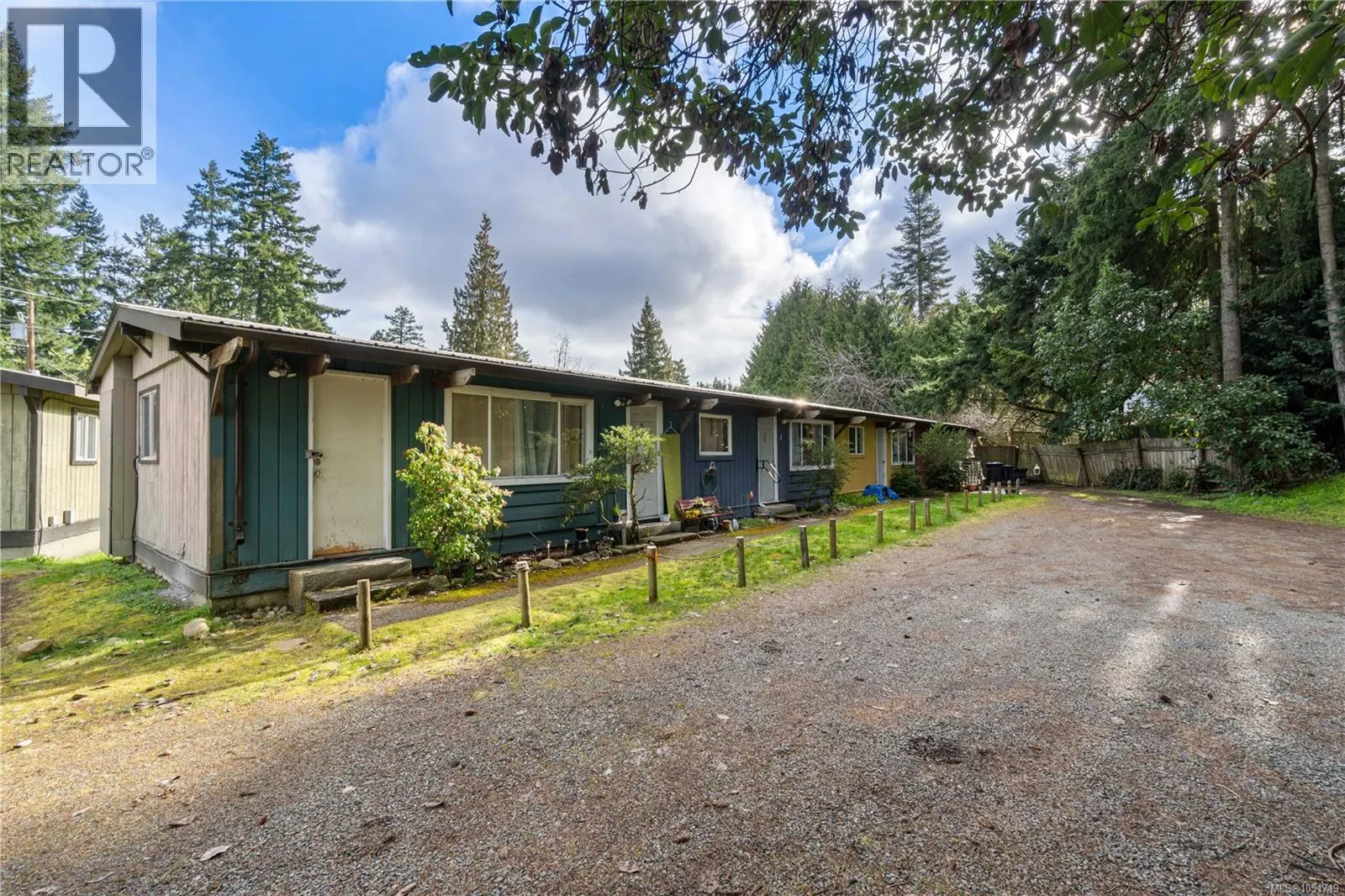 992 Allenby Rd
