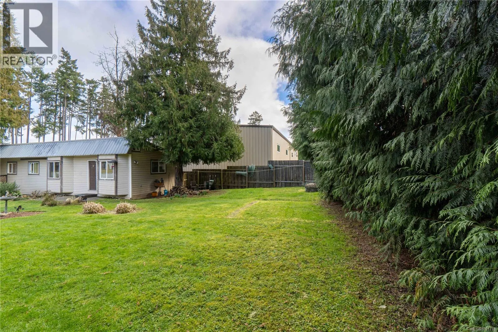 992 Allenby Rd