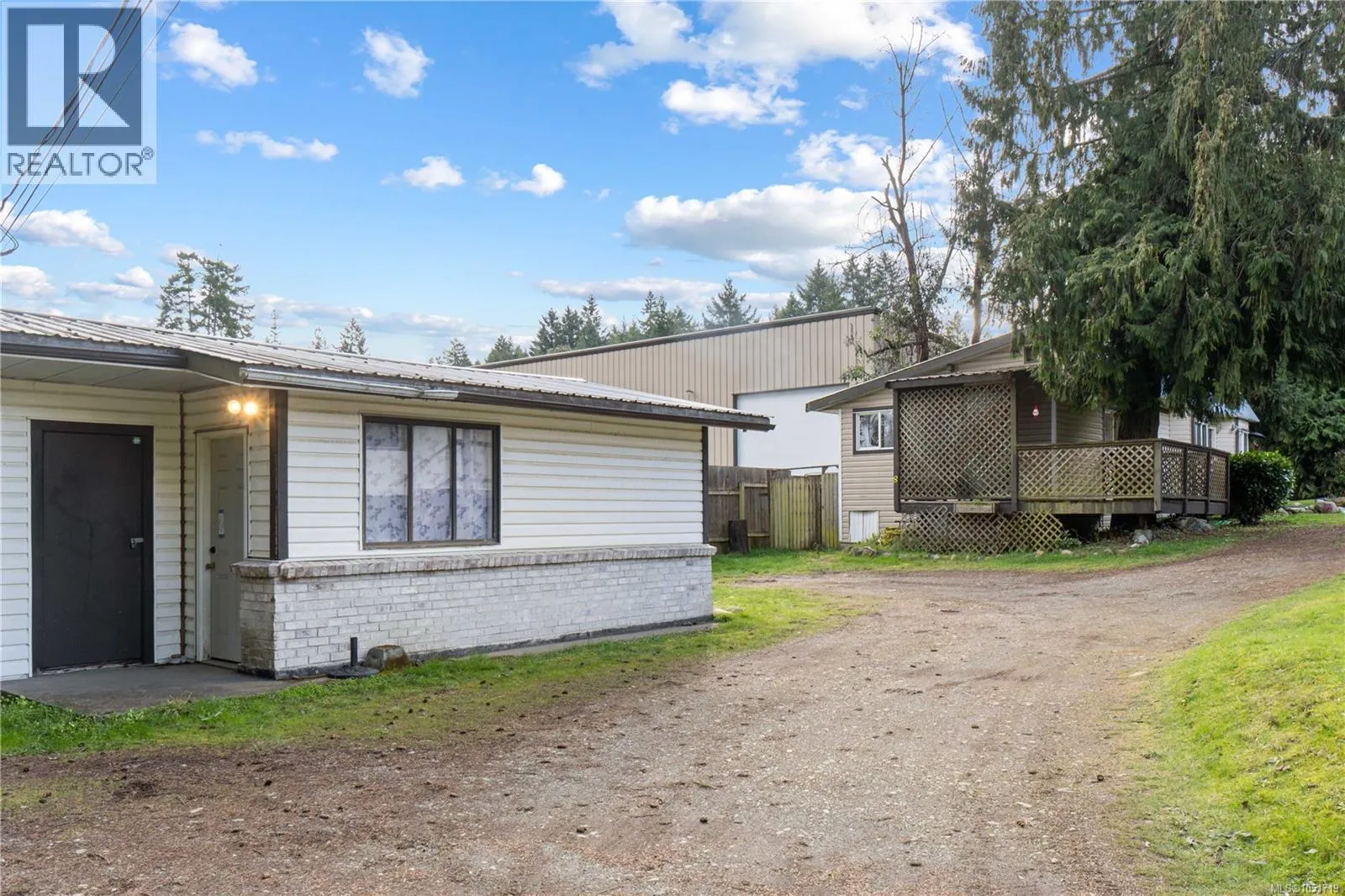 992 Allenby Rd