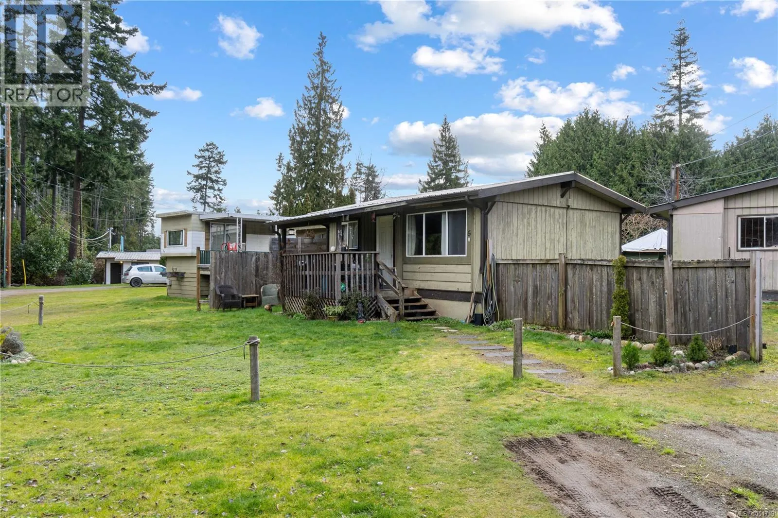 992 Allenby Rd