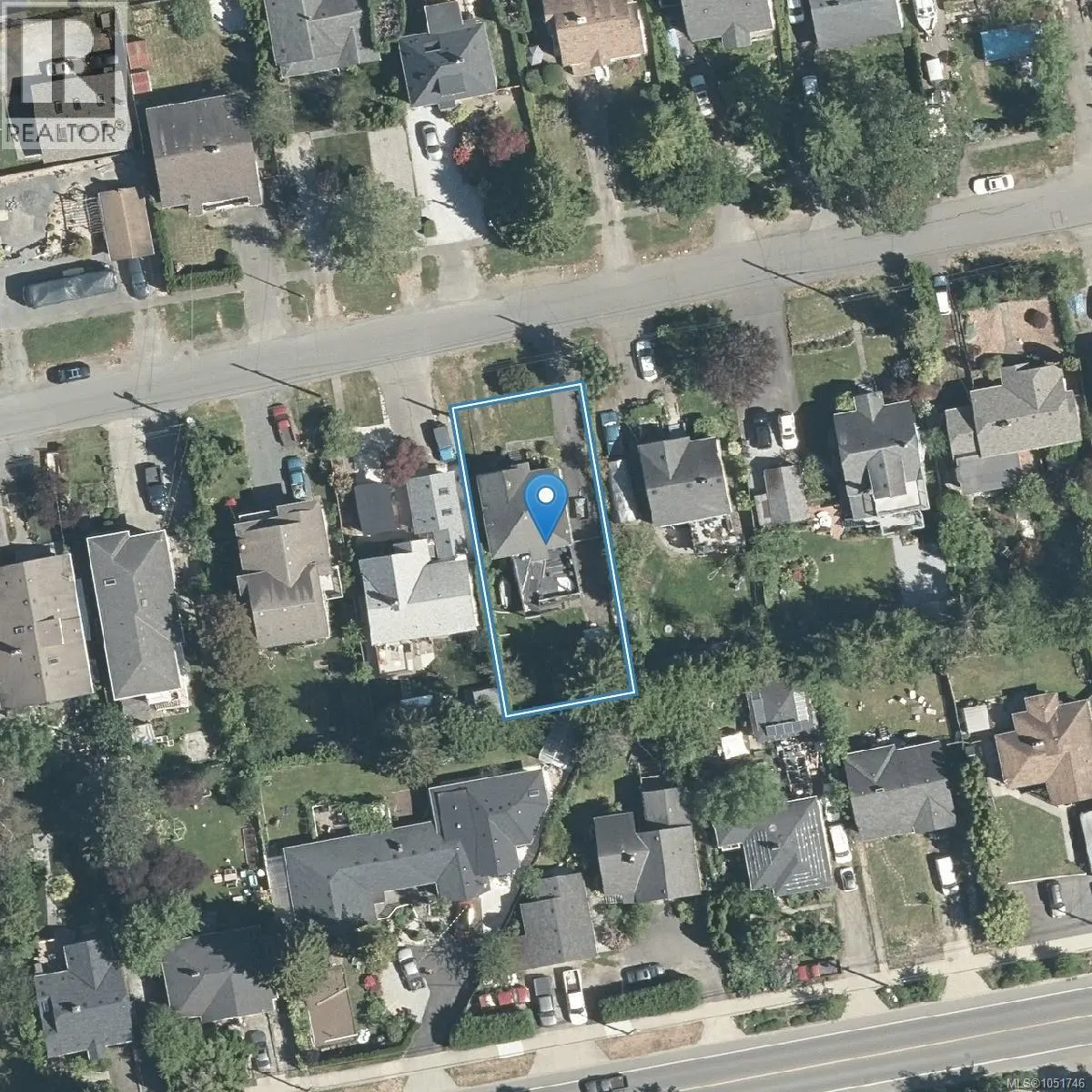 911 Darwin Ave