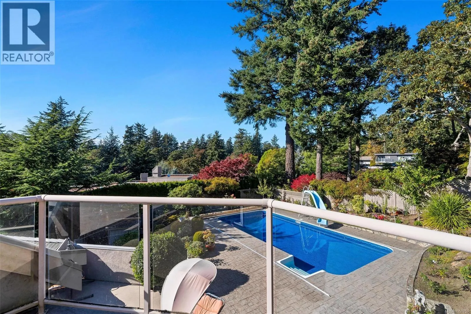 906 Cobblestone Lane