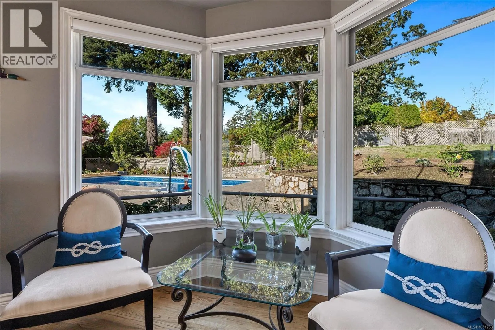 906 Cobblestone Lane