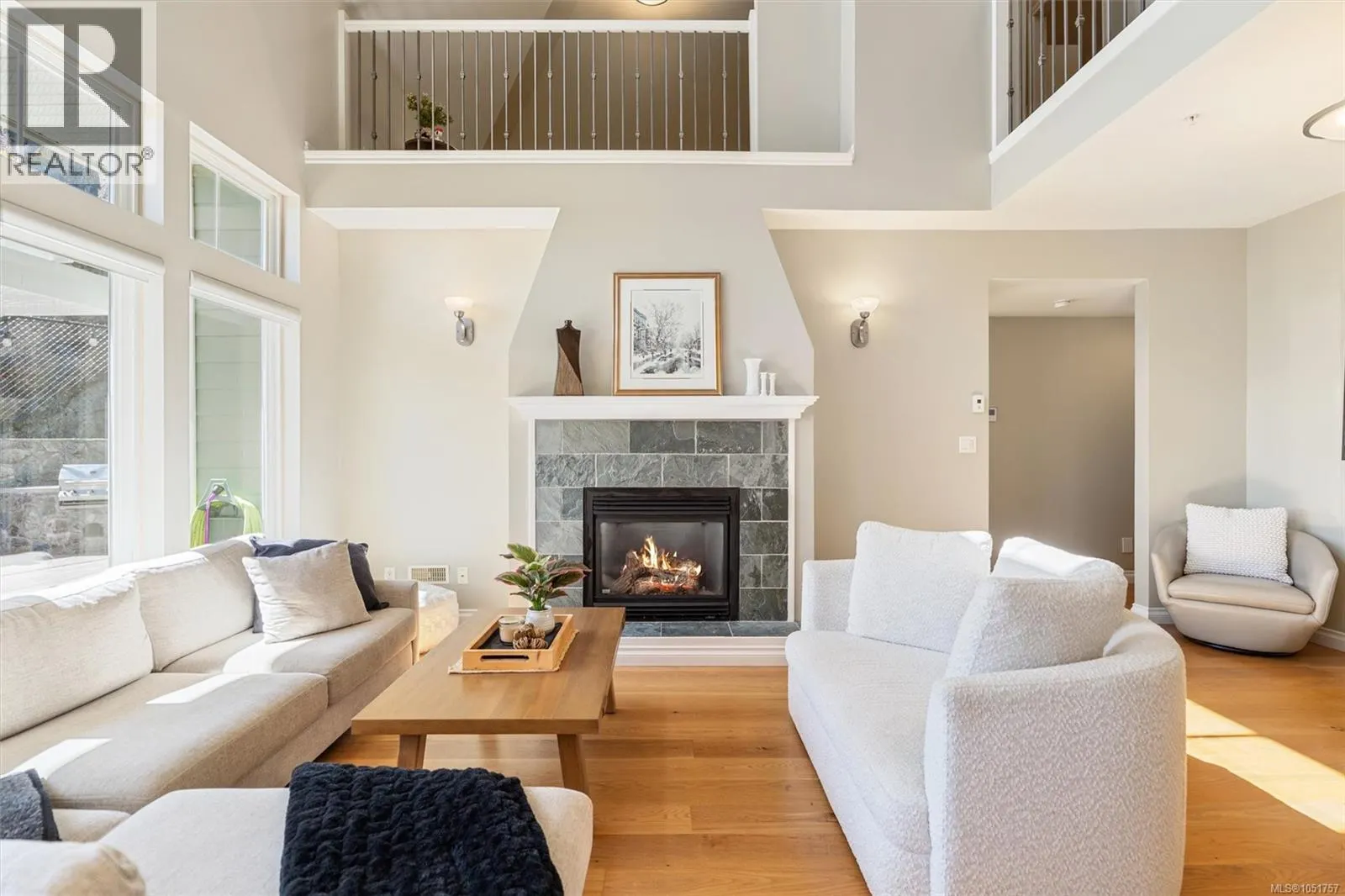 102 945 Bear Mountain Pkwy