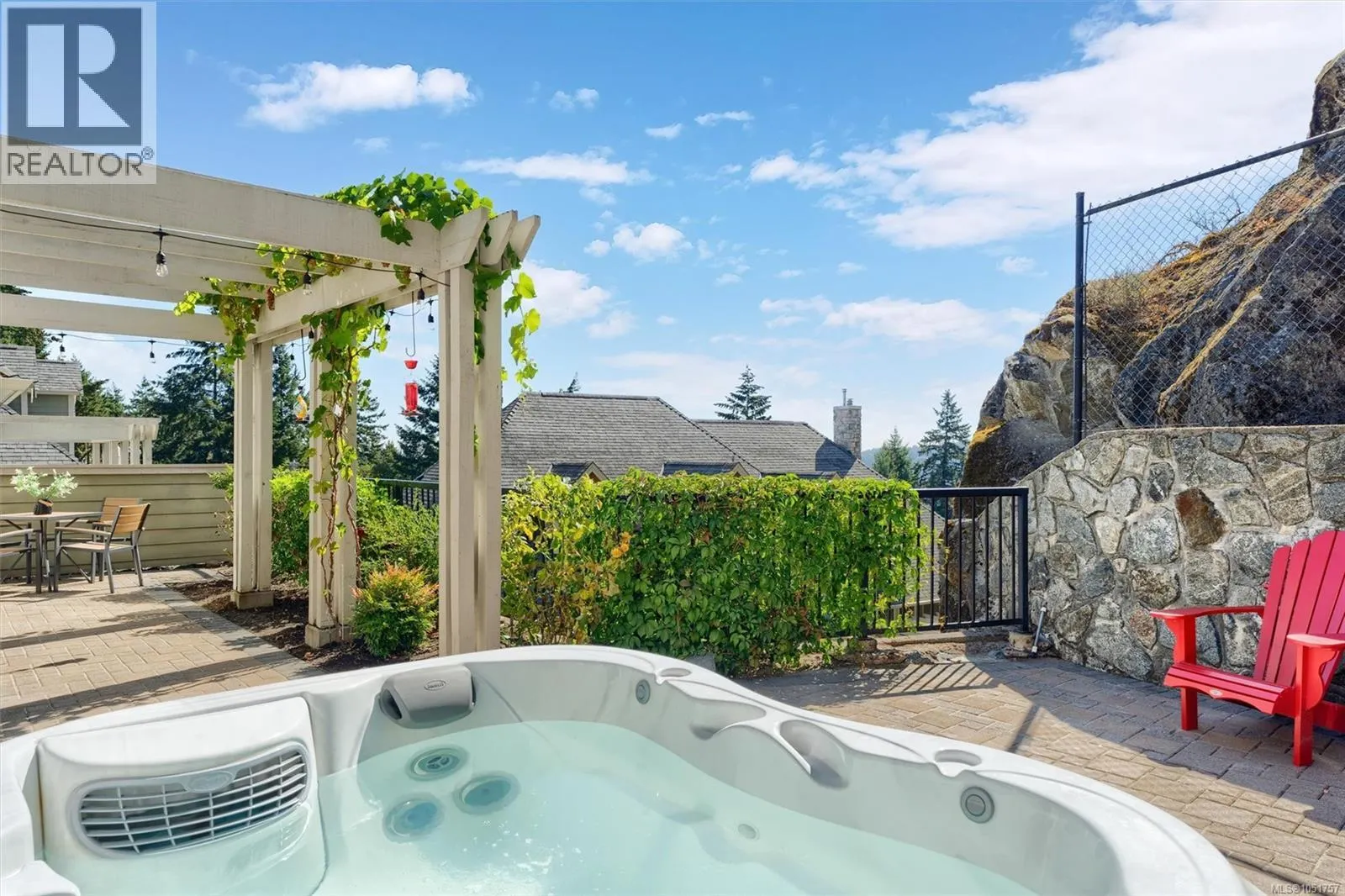 102 945 Bear Mountain Pkwy