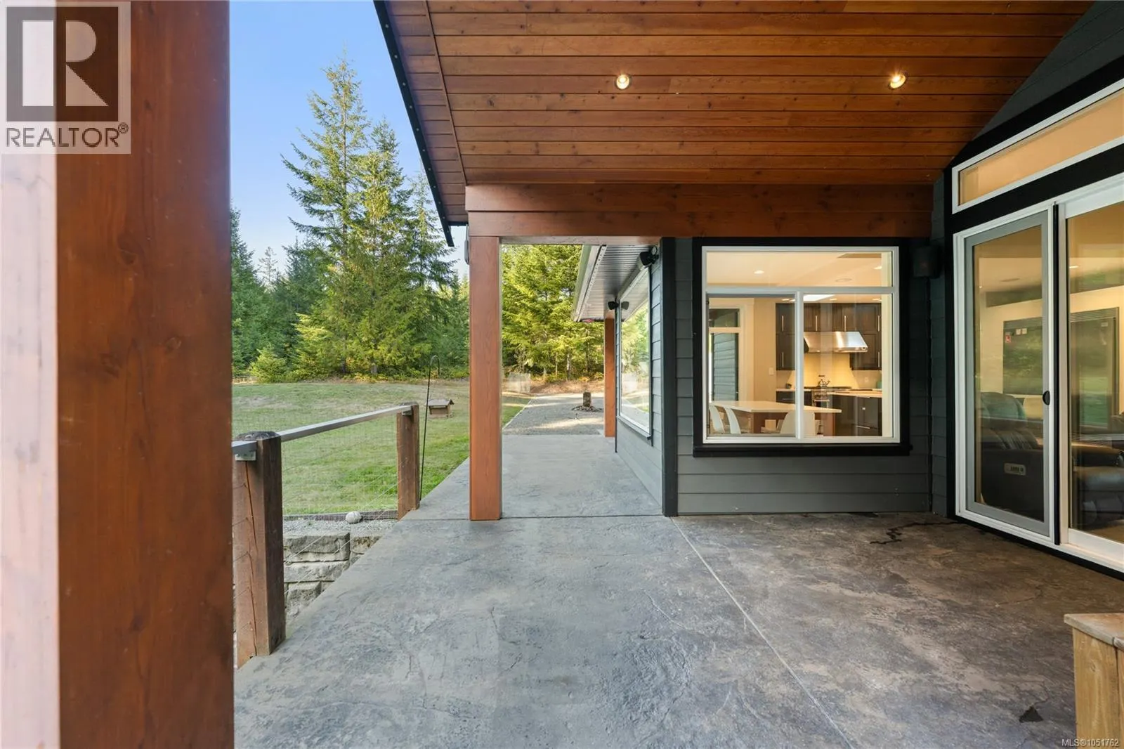 3349 Creekside Pl