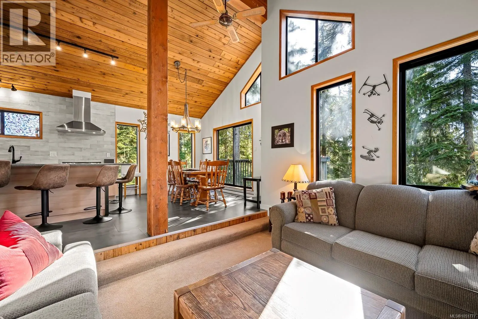893 Clinton Wood Crt