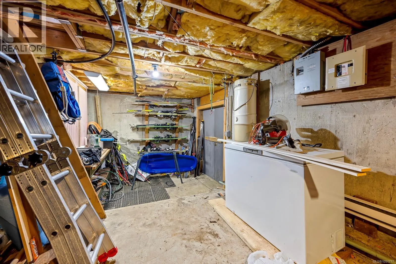 893 Clinton Wood Crt