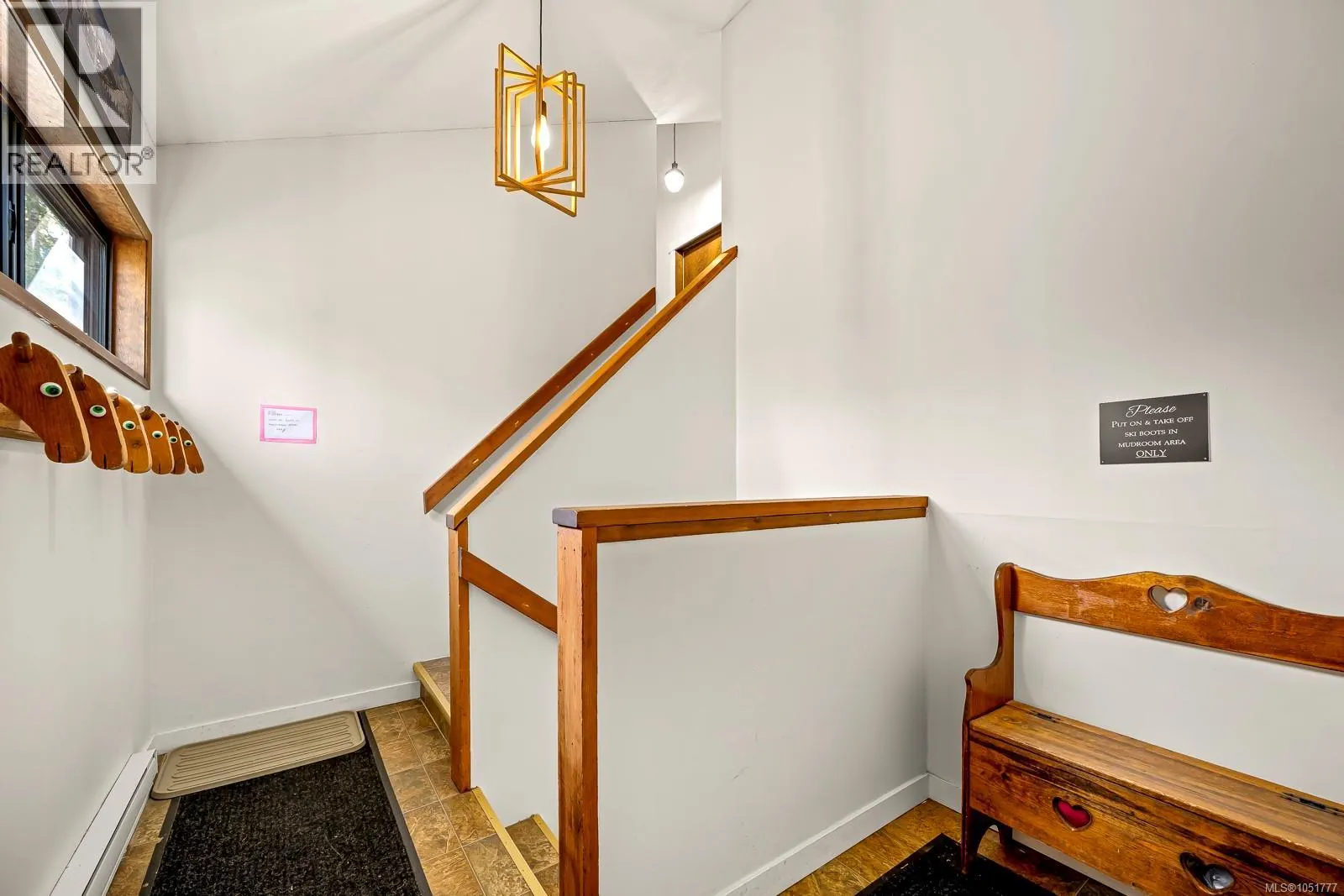 893 Clinton Wood Crt