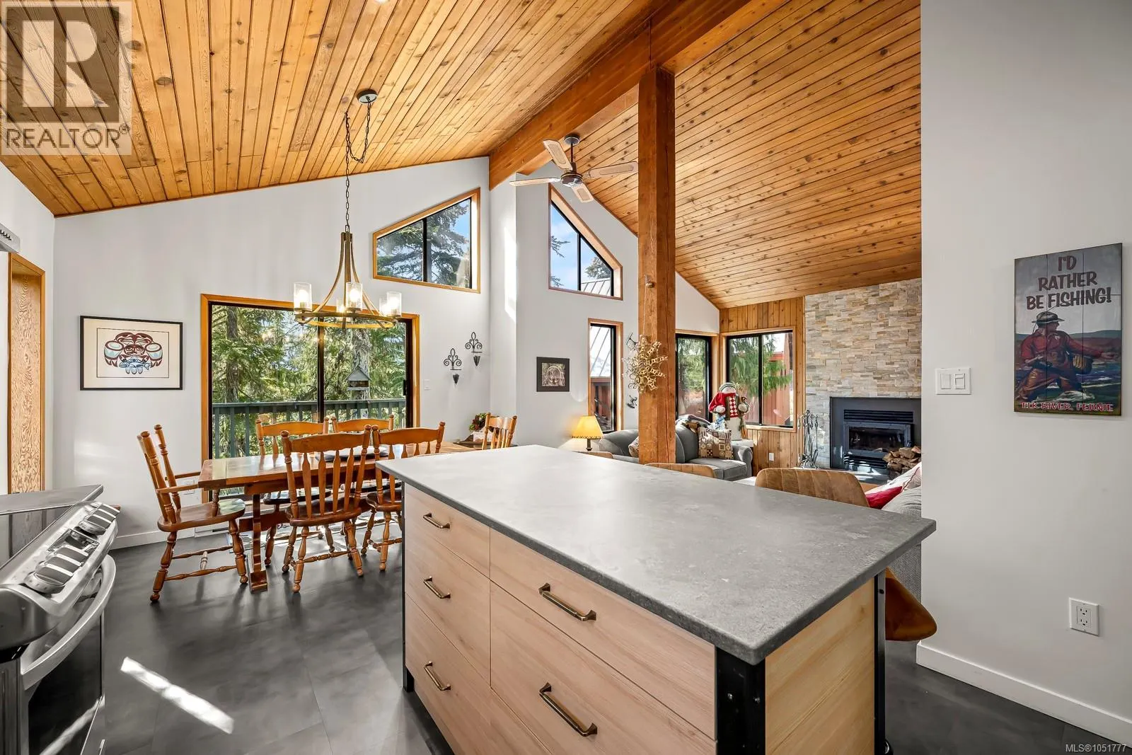 893 Clinton Wood Crt