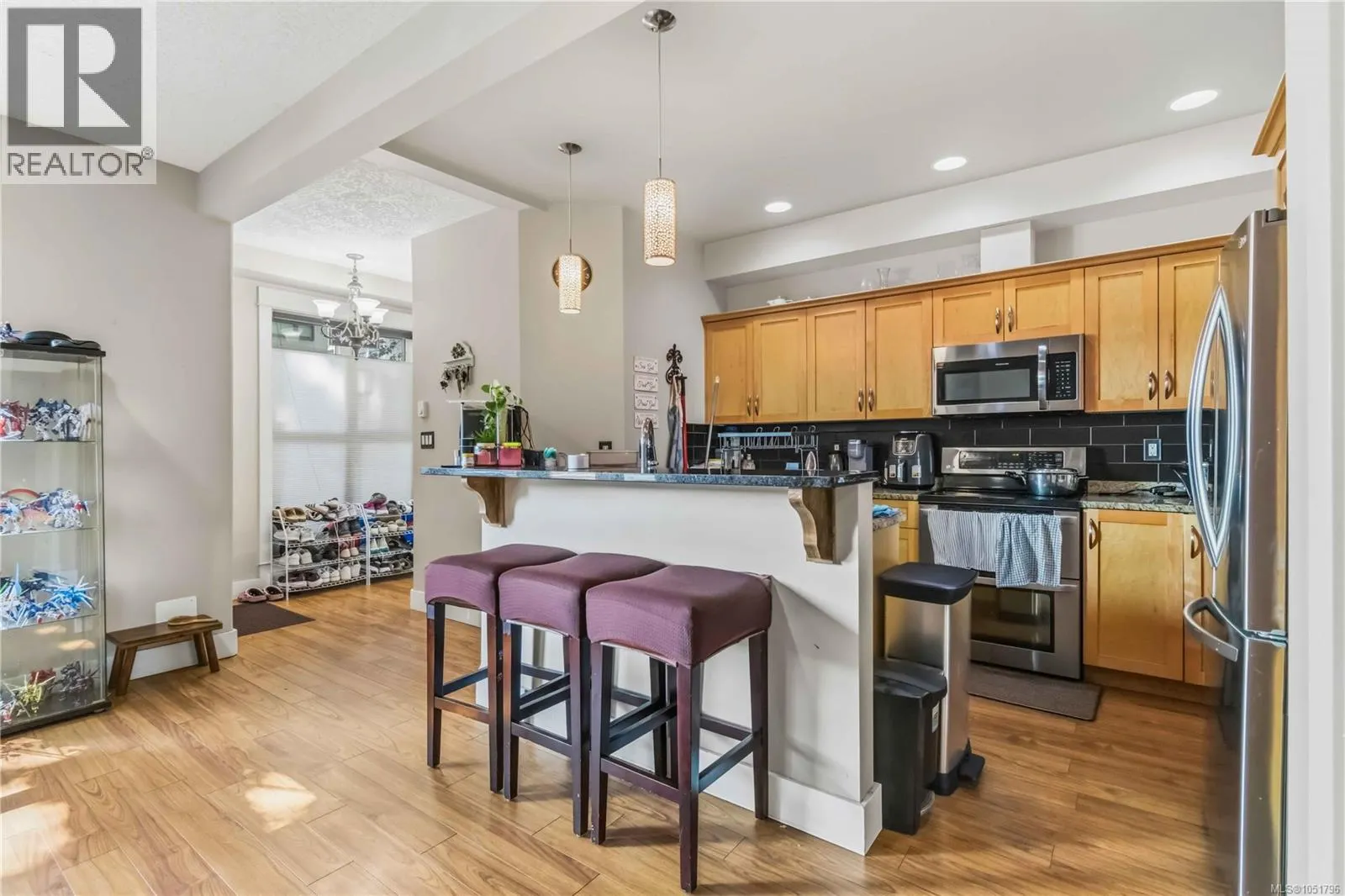 105 630 Speed Ave