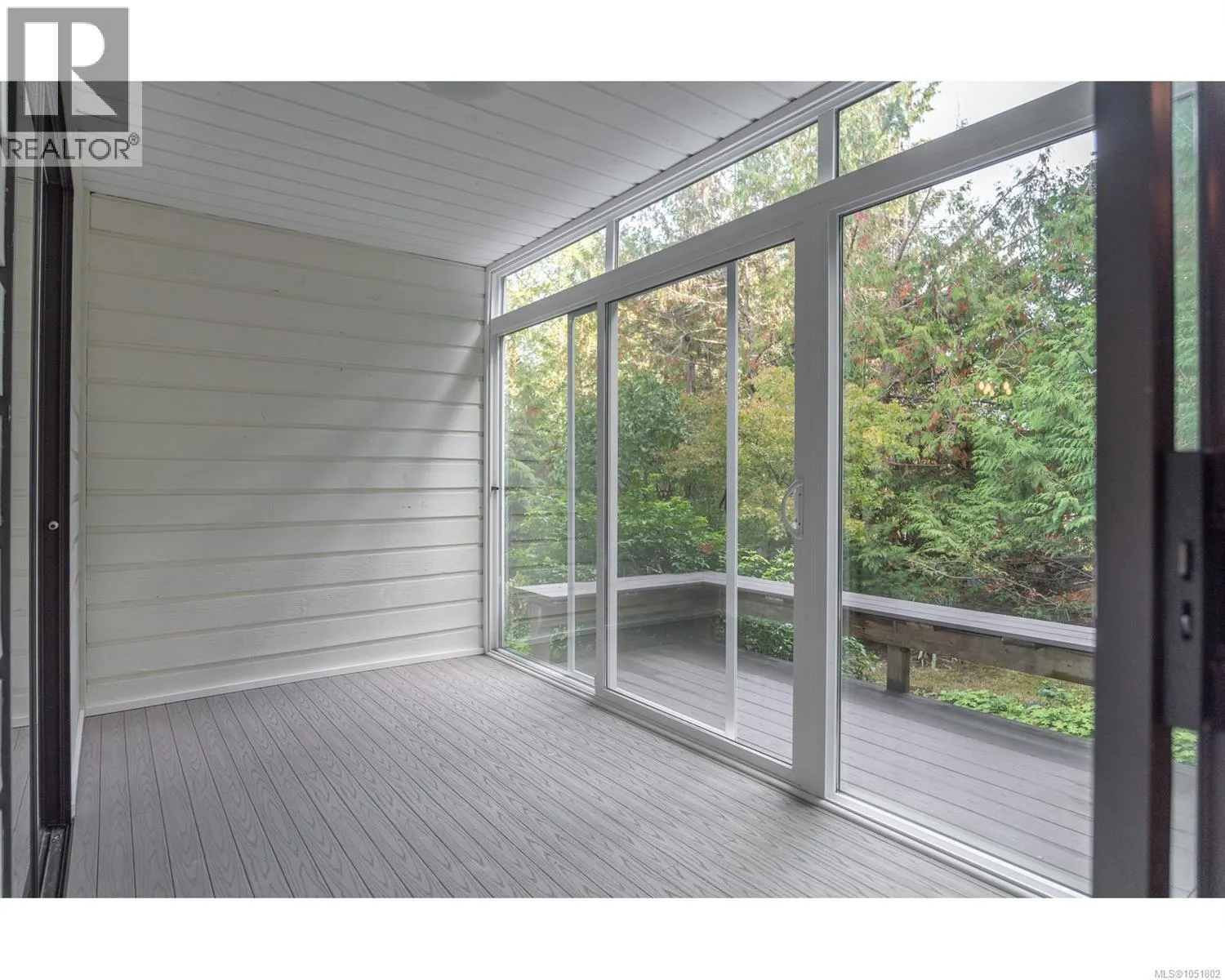 142 SUNNINGDALE Rd W