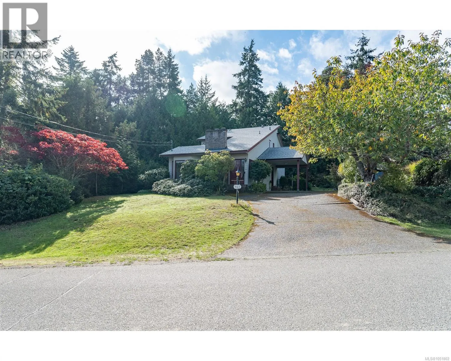 142 SUNNINGDALE Rd W