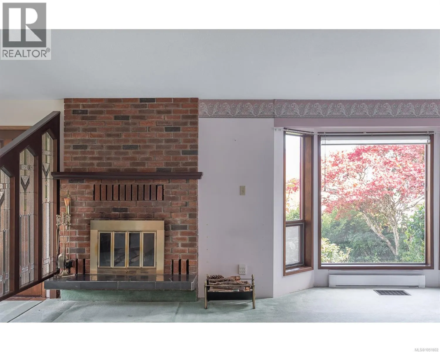 142 SUNNINGDALE Rd W