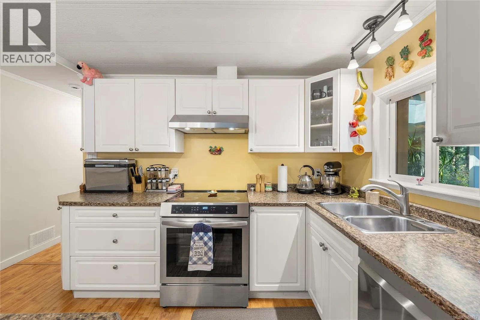 21 7071 Lantzville Rd