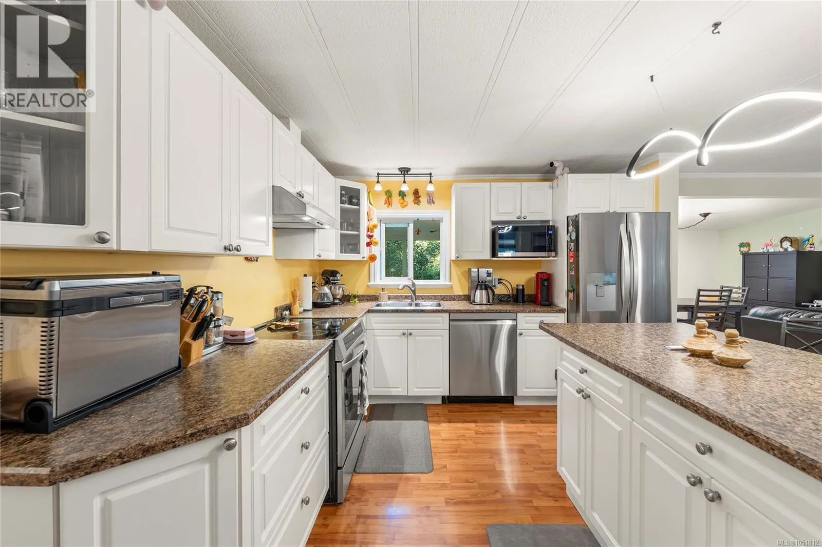 21 7071 Lantzville Rd