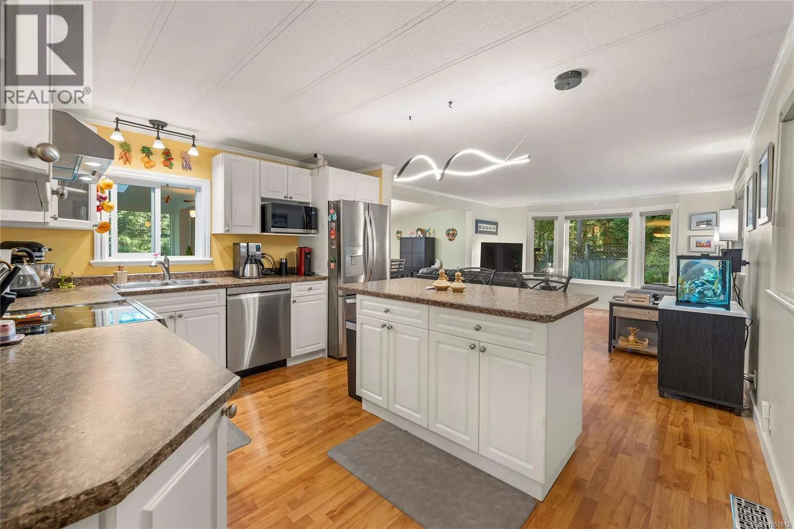 21 7071 Lantzville Rd