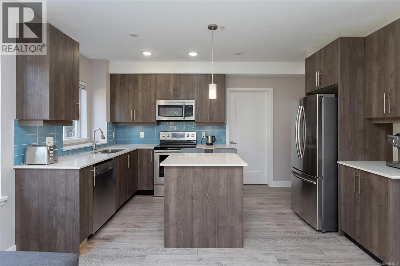 104 1016 Inverness Rd