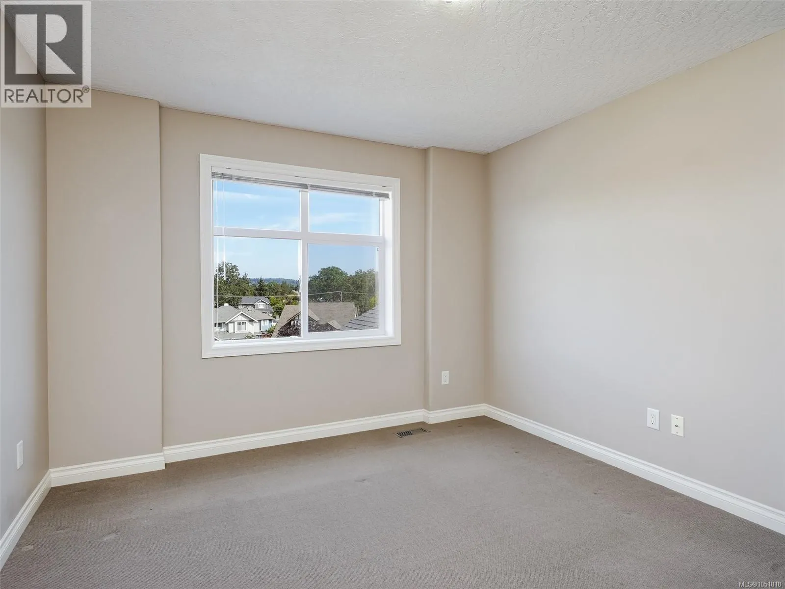 809 Rogers Way