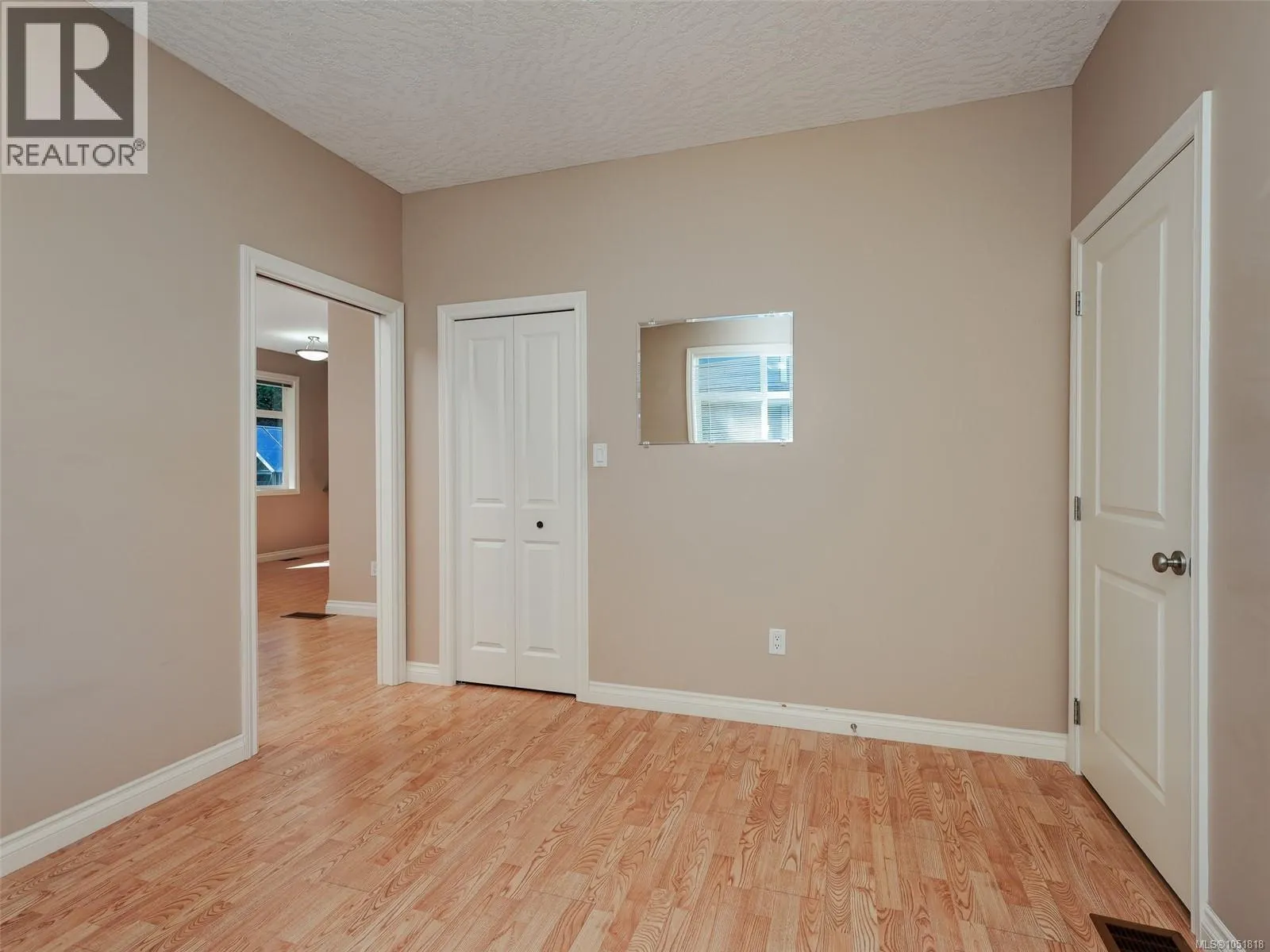 809 Rogers Way