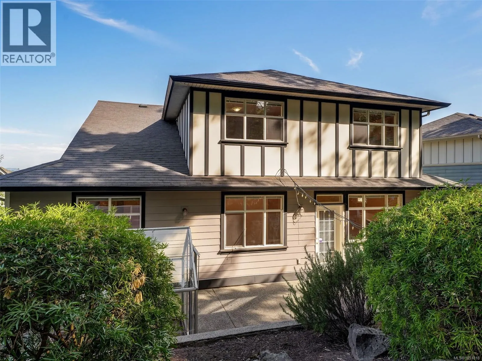 809 Rogers Way