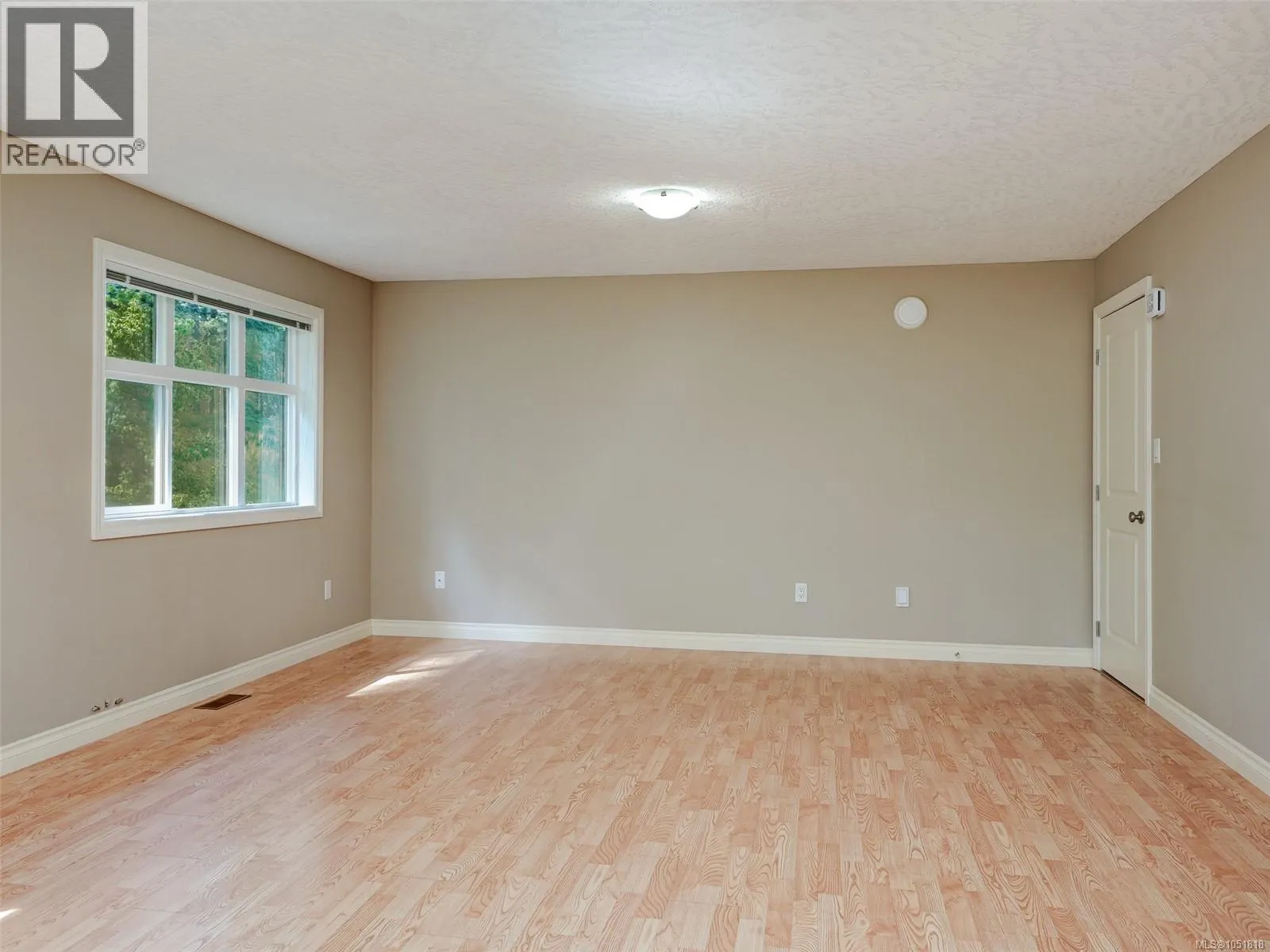 809 Rogers Way