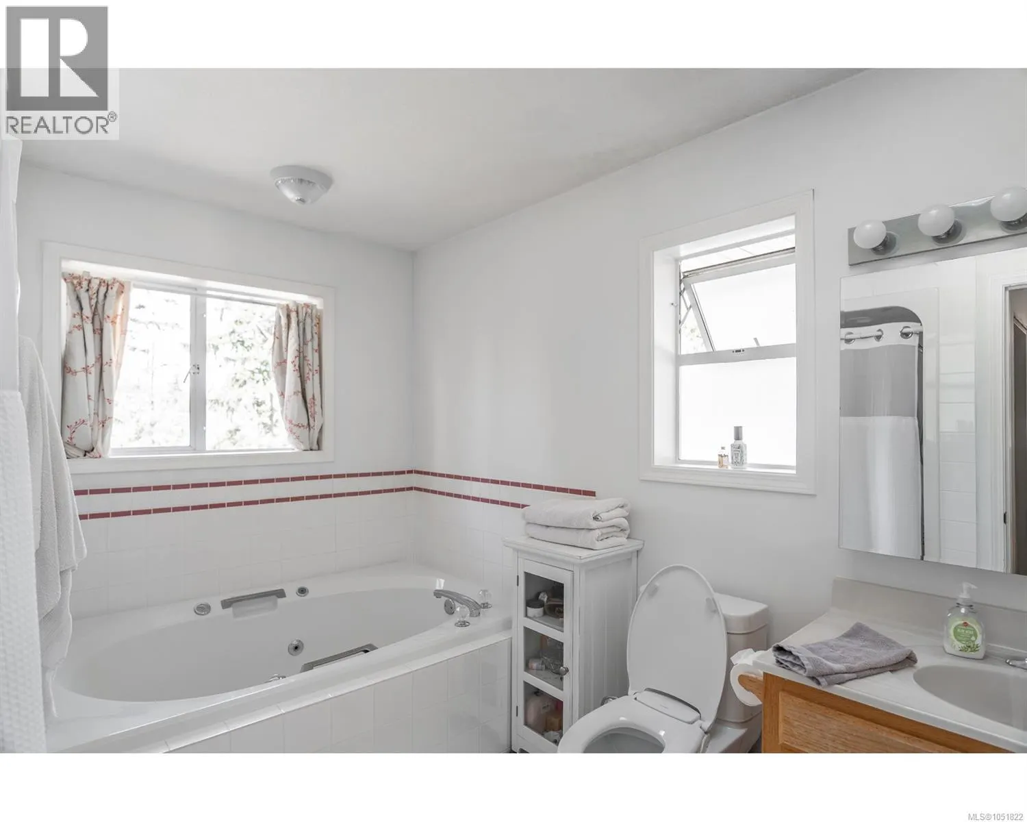 1045 RAVENSBOURNE Lane