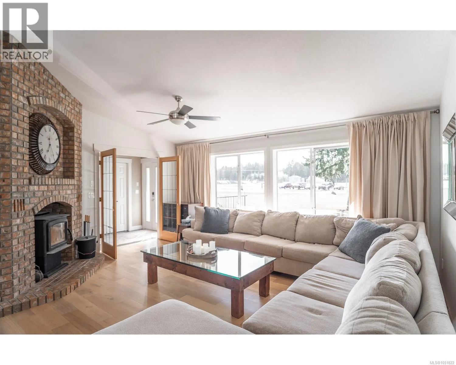 1045 RAVENSBOURNE Lane