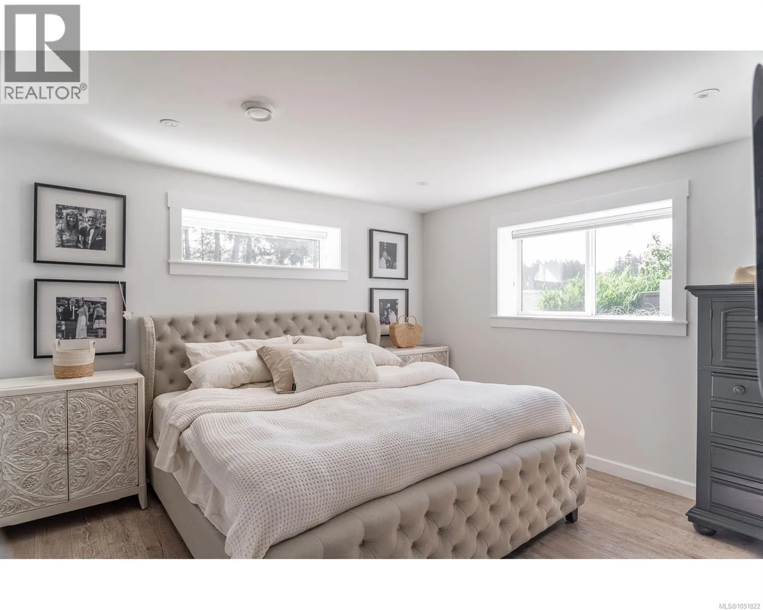 1045 RAVENSBOURNE Lane