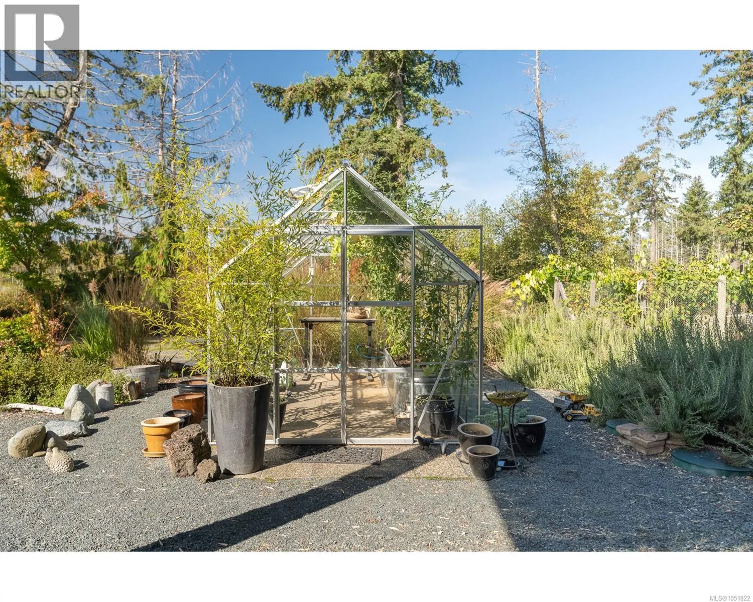 1045 RAVENSBOURNE Lane