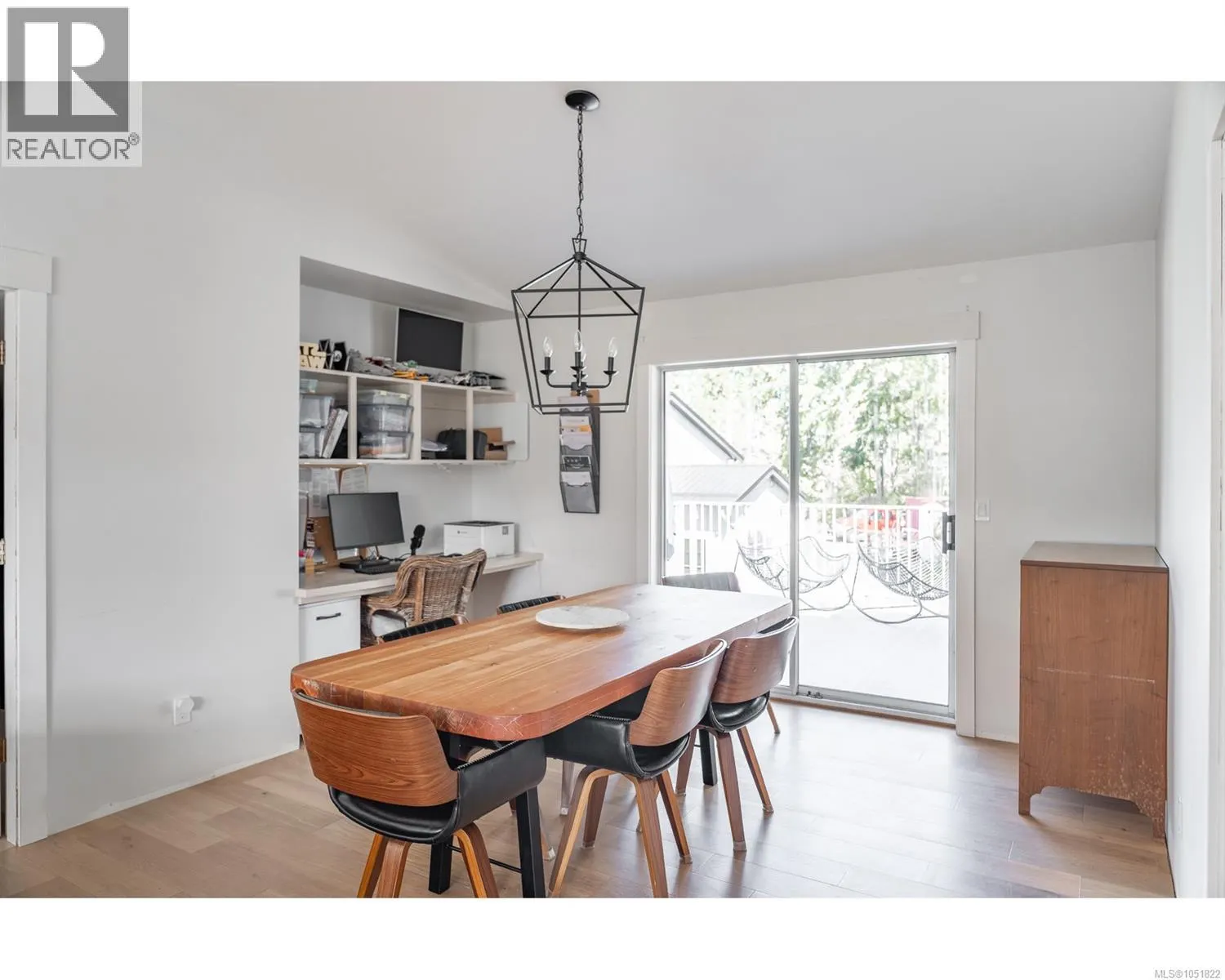 1045 RAVENSBOURNE Lane