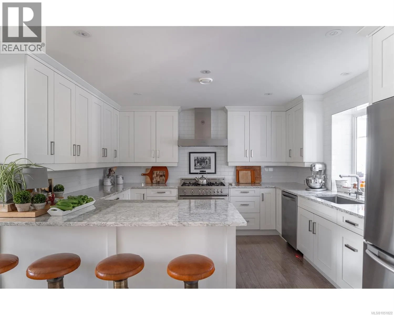 1045 RAVENSBOURNE Lane
