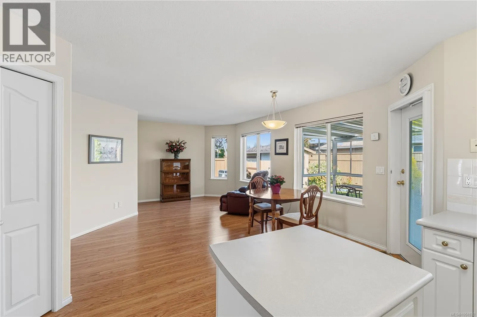 568 Hampstead St