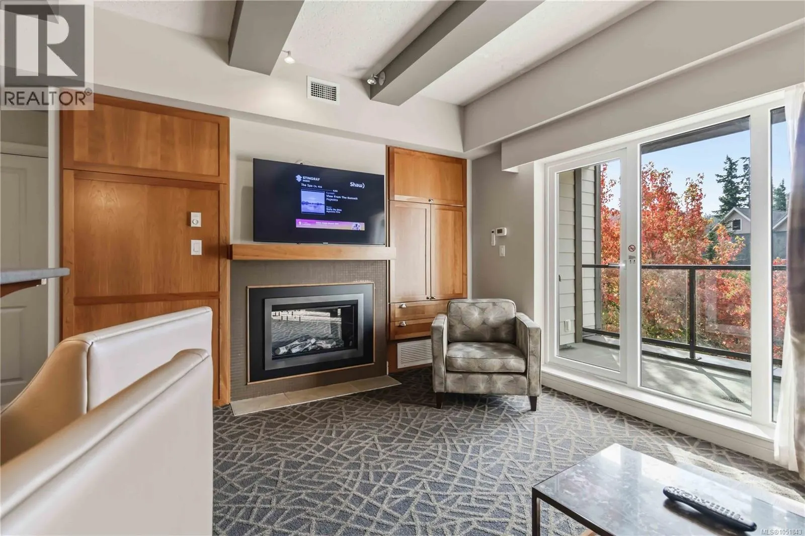 218-220 B 1376 Lynburne Pl