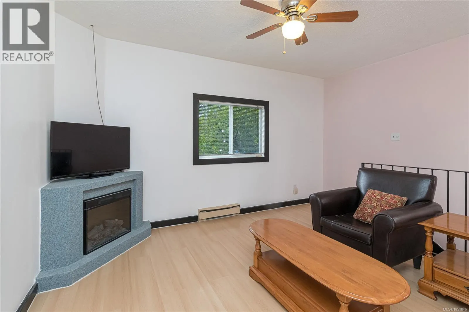 24 Vickery Rd