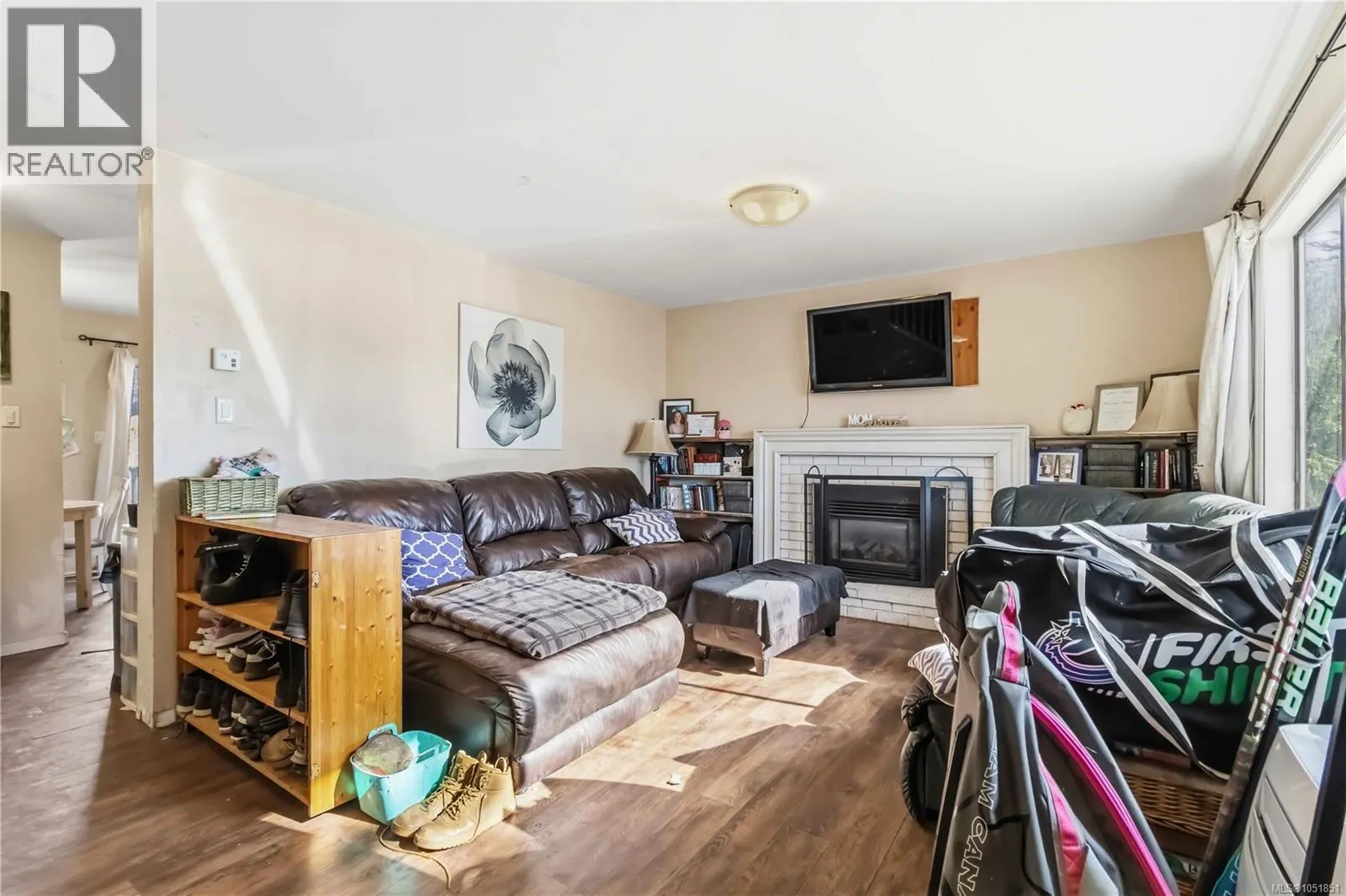 1024 Dunford Ave