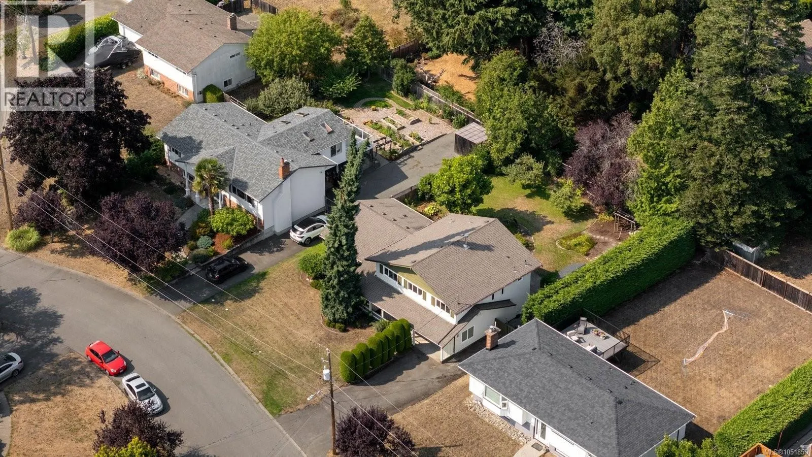 2045 San Rafael Cres